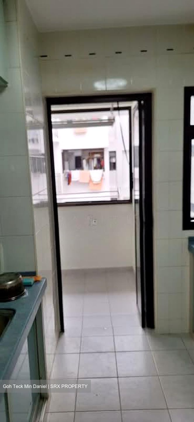 Blk 220B Linear Green @ Bedok (Bedok), HDB 4 Rooms #532624351